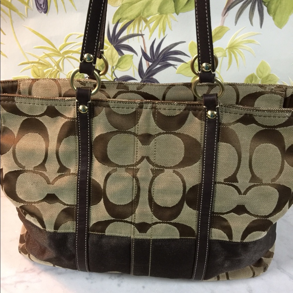 Coach purse